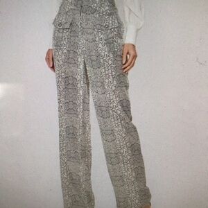 Elie Tahari Chantel Snake-Print Pant Size 4 NWOT